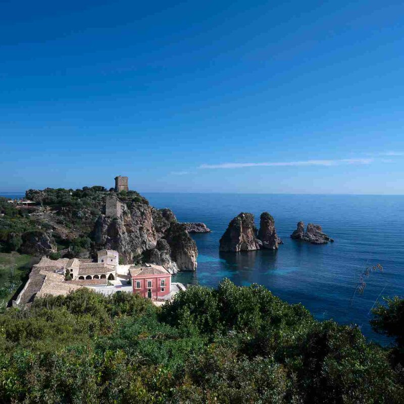 Antica tonnara di Scopello e Faraglioni