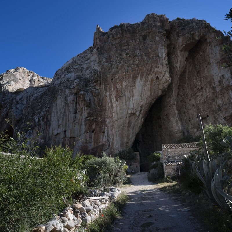 Grotte Mangiapane 3 Scaled